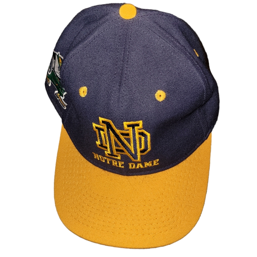 Vintage 1990's NOTRE DAME FIGHTING IRISH Adult size 7 Fitted Hat Cap Made in USA